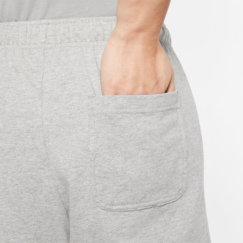 Nike Men's Sportswear Club.