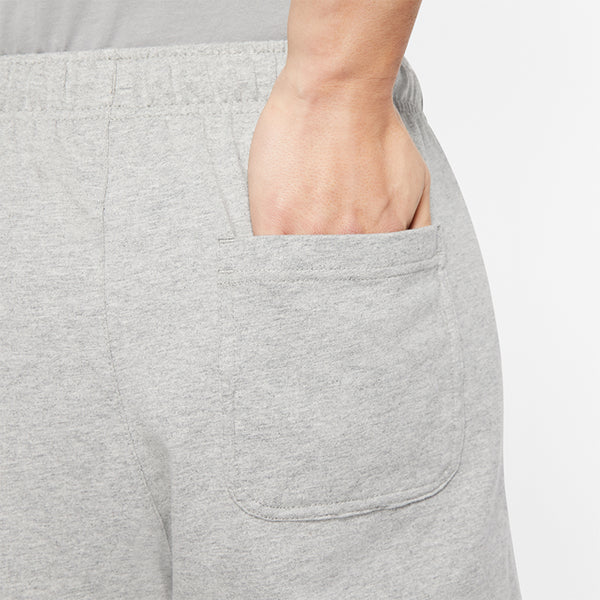 Nike Men's Sportswear Club.