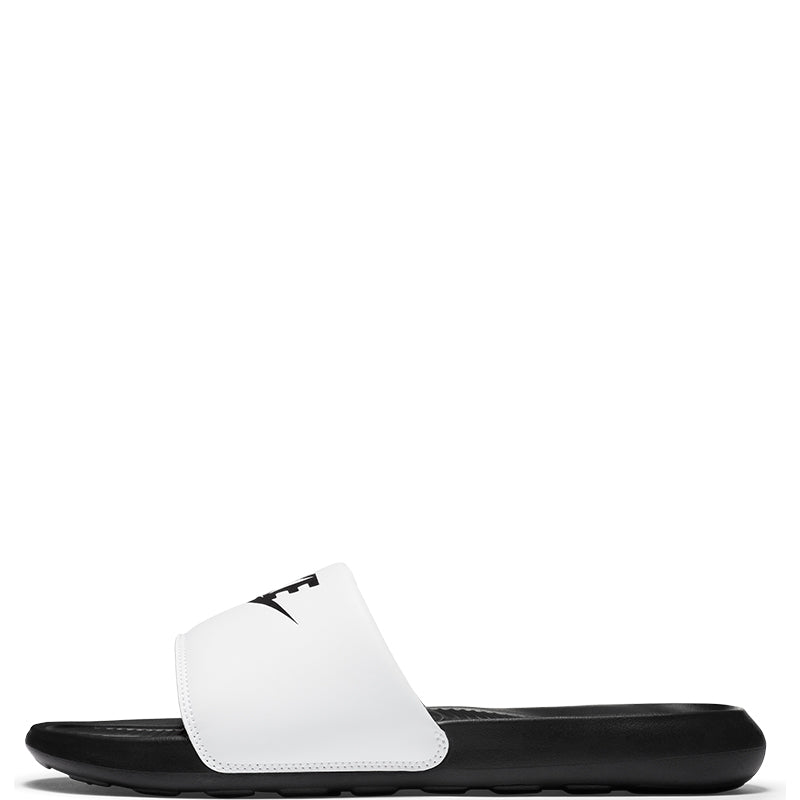 Nike Men's Victori One