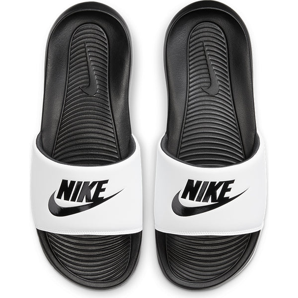 Nike Men's Victori One