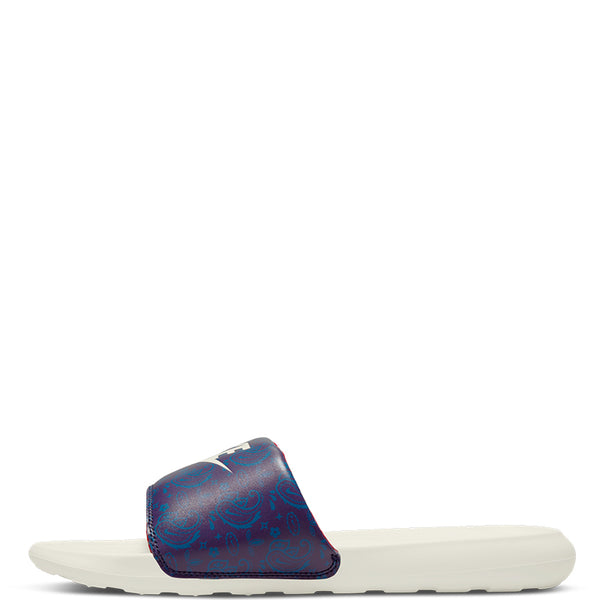 Nike Men's Victori One Printed Slides.