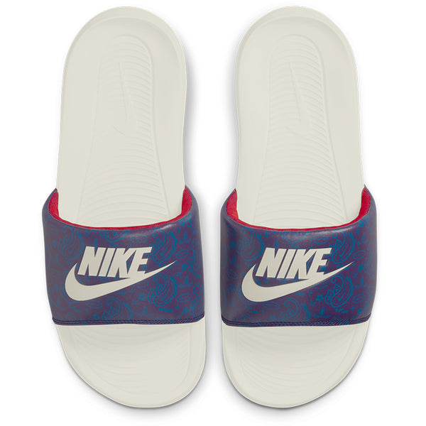 Nike Men's Victori One Printed Slides.