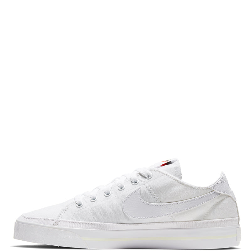 Nike Women's Court Legacy Canvas.