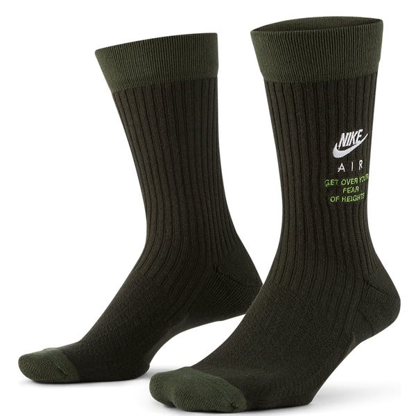 Nike Unisex SNKR Sox Crew Socks.