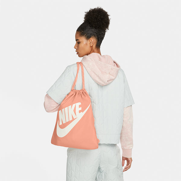 Nike Unisex Heritage Drawstring Bag (13L).
