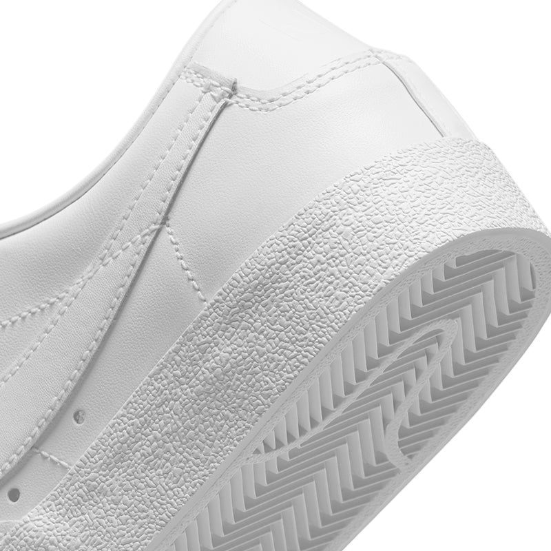 Nike Women's Blazer Low '77