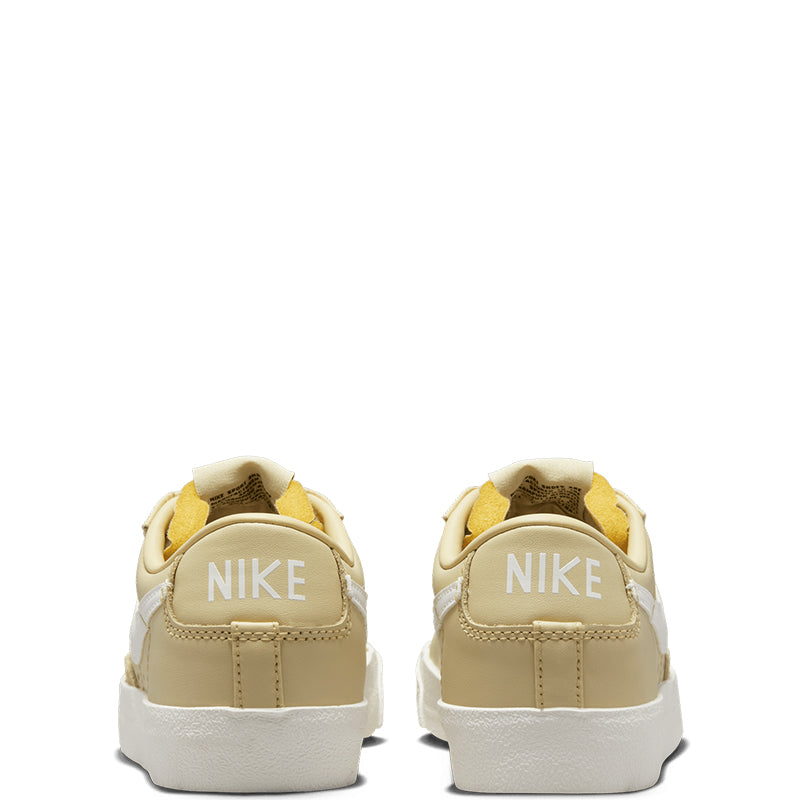Nike Women's Blazer Low '77