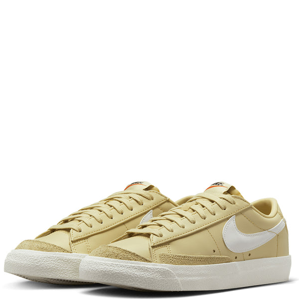 Nike Women's Blazer Low '77