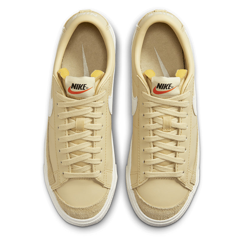 Nike Women's Blazer Low '77