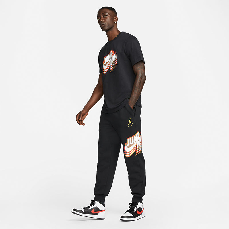 Jordan Men's Jumpman Short Sleeve Graphic T-Shirt.