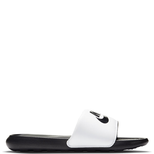 Nike Women's Victori One.