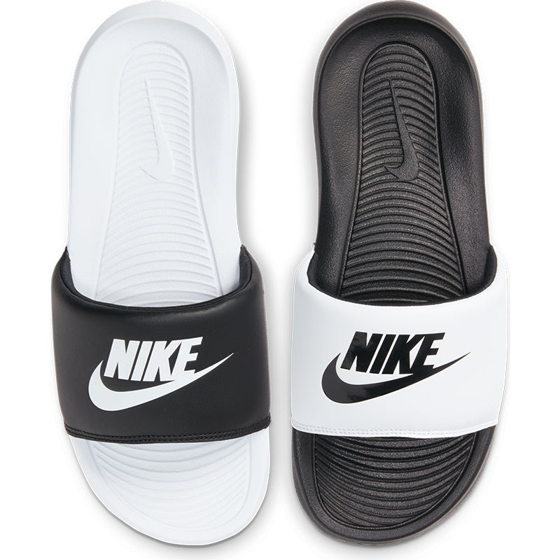 Nike Women's Victori One.
