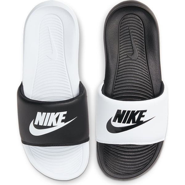 Nike Women's Victori One.