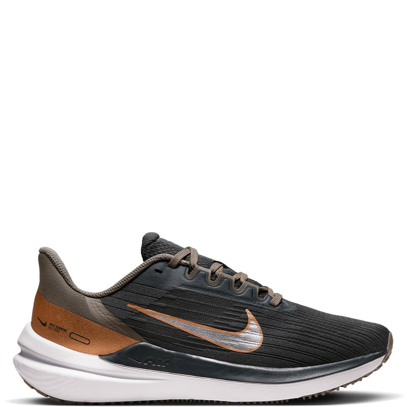 Nike Women's Air Winflo 9