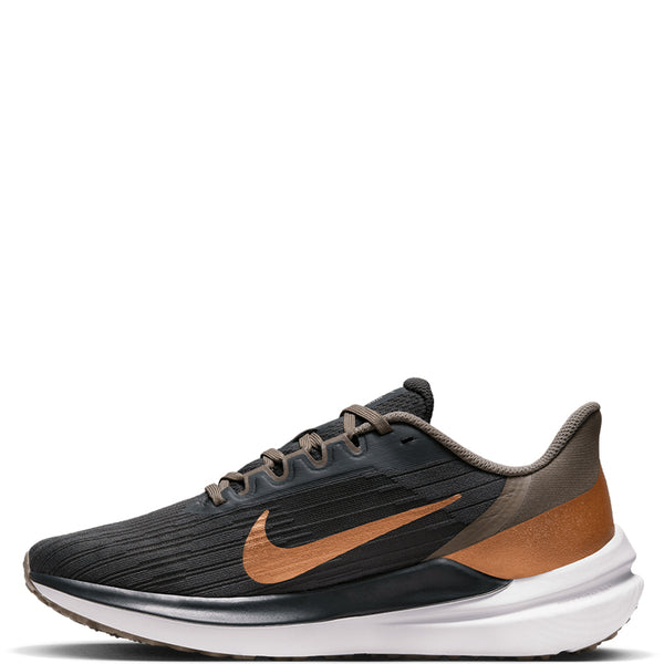 Nike Women's Air Winflo 9