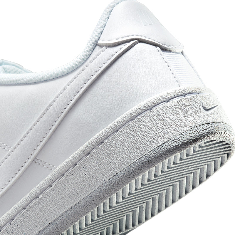Nike Women's Court Royale 2