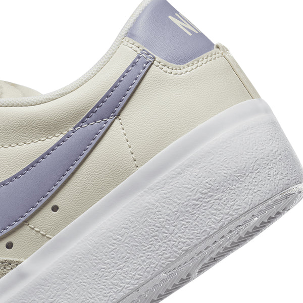 Nike Women's Blazer Low Platform