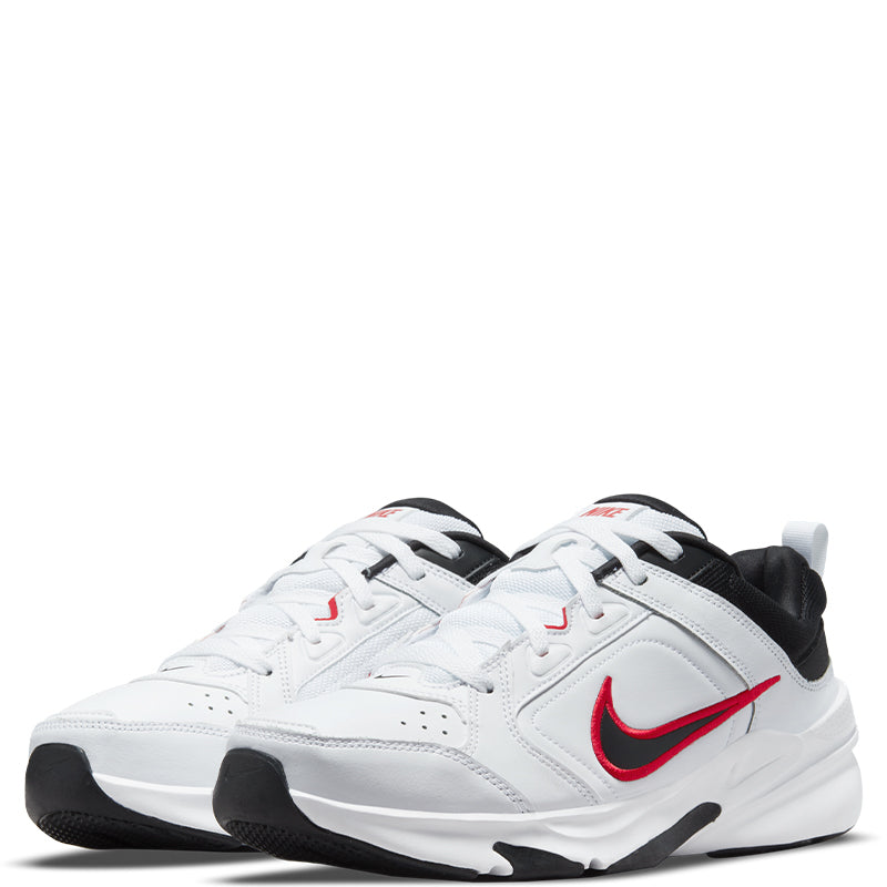 Nike Men's Defy All Day.