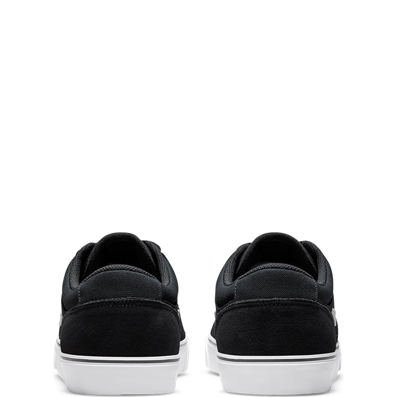 Nike Unisex SB Chron 2 Skate Shoes.