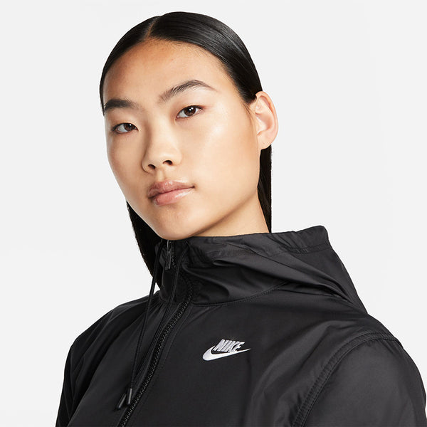 Nike Women's Sportswear Essential Repel Woven Jacket
