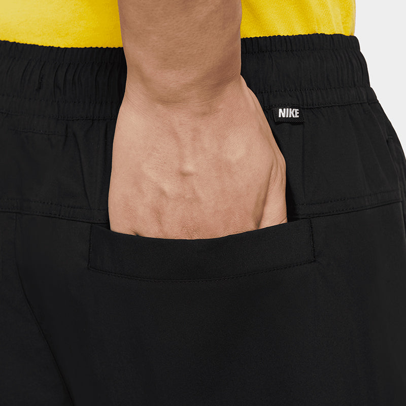 Nike Men's Sportswear Sports Essentials Woven Unlined Utility Shorts