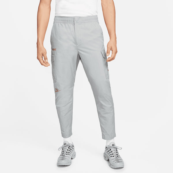 Nike Men's Sports Essentials Woven Pants.