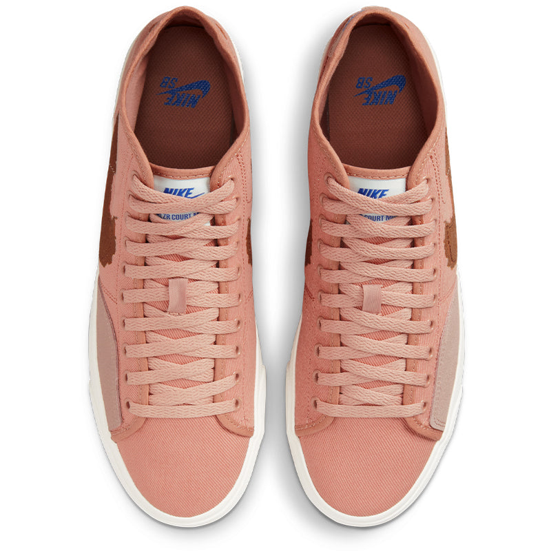 Nike Men's SB Blazer Court Mid Premium Skate Shoes.