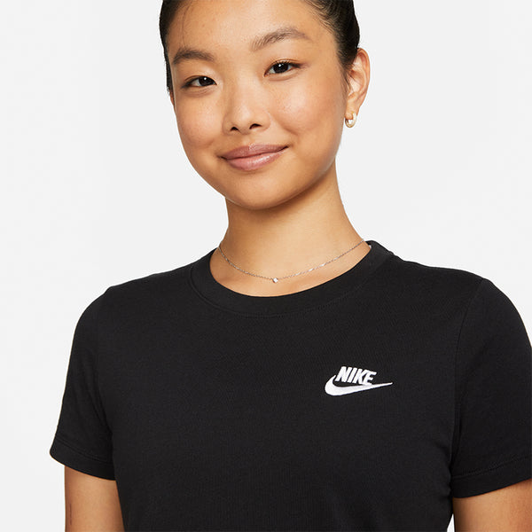 Nike Women's Sportswear Club T-Shirt.