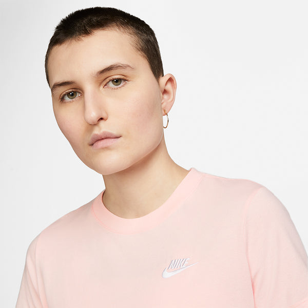 Nike Women's Sportswear Club T-shirt.