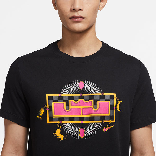 Nike Men's Lebron Basketball T-Shirt.