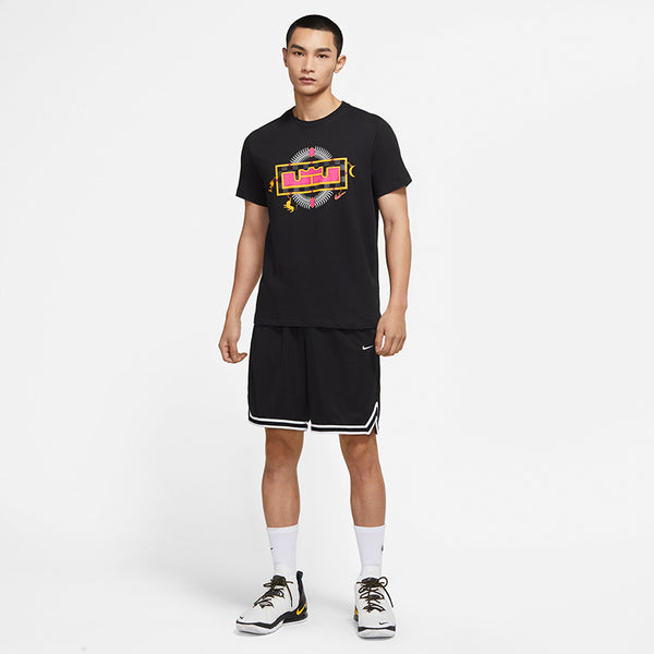 Nike Men's Lebron Basketball T-Shirt.