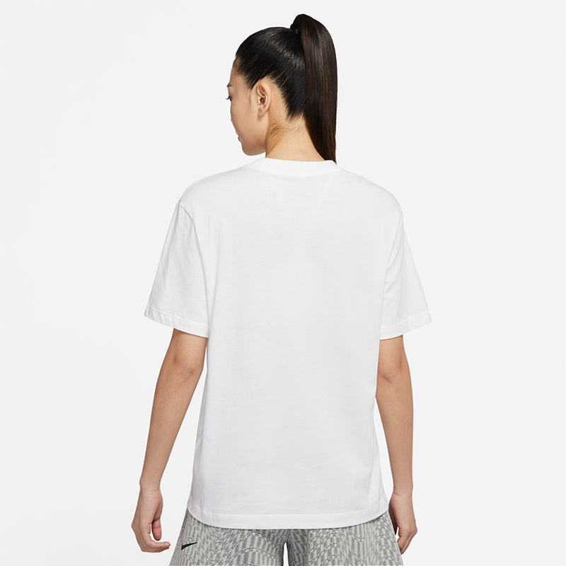 Nike Women's Sportswear Essential T-Shirt.