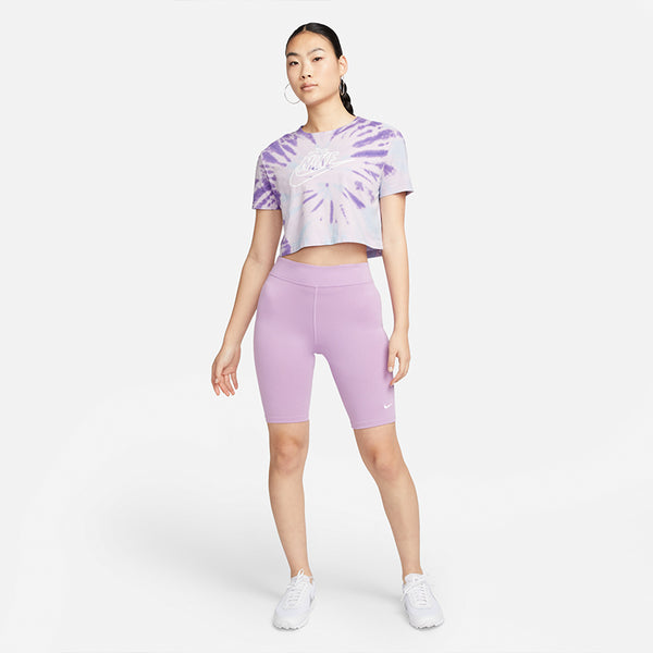 Nike Women's Sportswear Cropped T-Shirt.