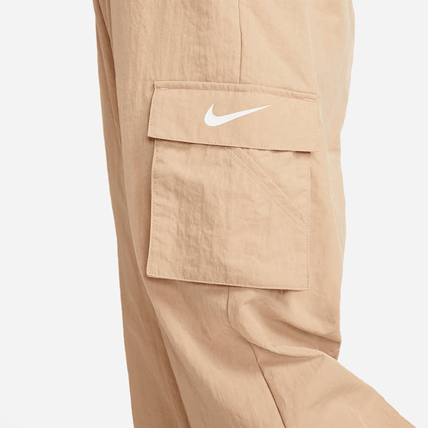 Nike Women's Sportswear Essential High-Rise Woven Cargo Pants