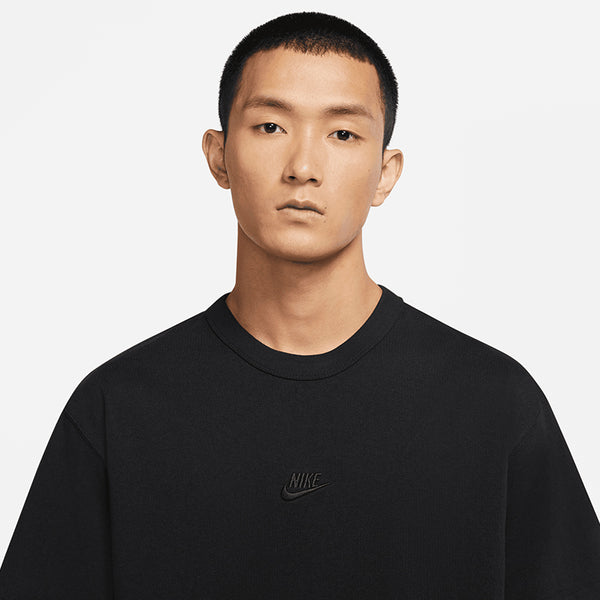 Nike Men's Sportswear Premium Essentials T-Shirt