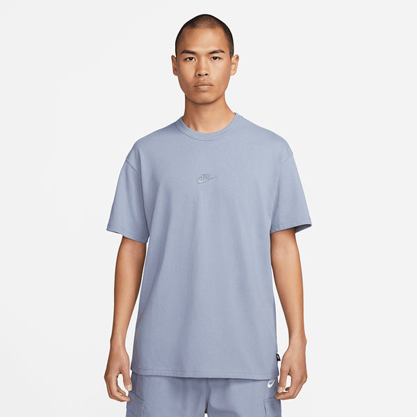 Nike Men's Sportswear Premium Essentials T-Shirt