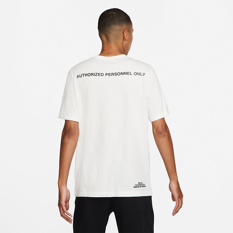 Nike Men's Sportswear T-Shirt.