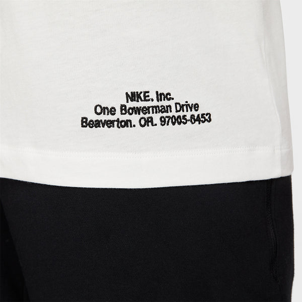 Nike Men's Sportswear T-Shirt.