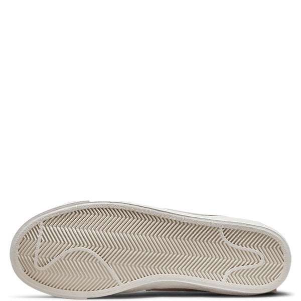 Nike Women's Blazer Low '77 Jumbo
