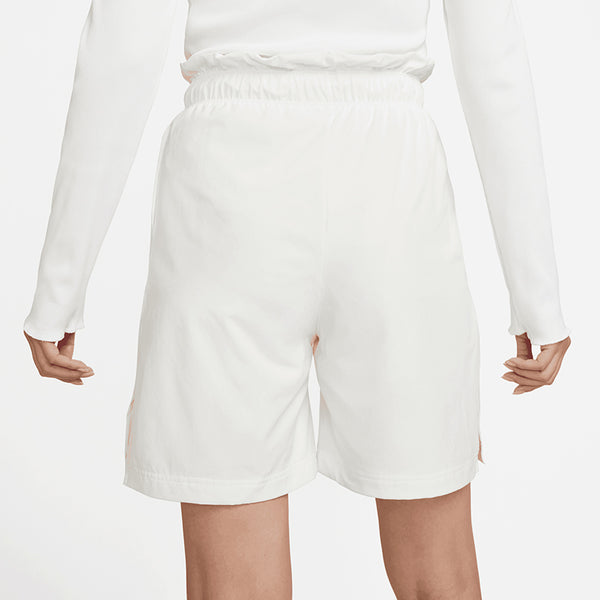 Nike Women's Sportswear Everyday Modern High-Rise Woven Shorts