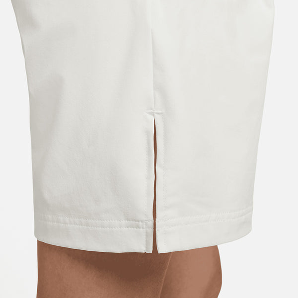 Nike Women's Sportswear Everyday Modern High-Rise Woven Shorts