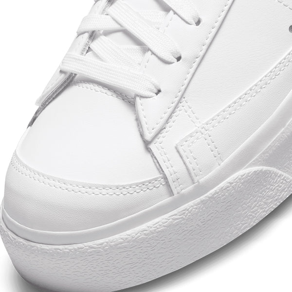 Nike Women's Blazer Low Platform