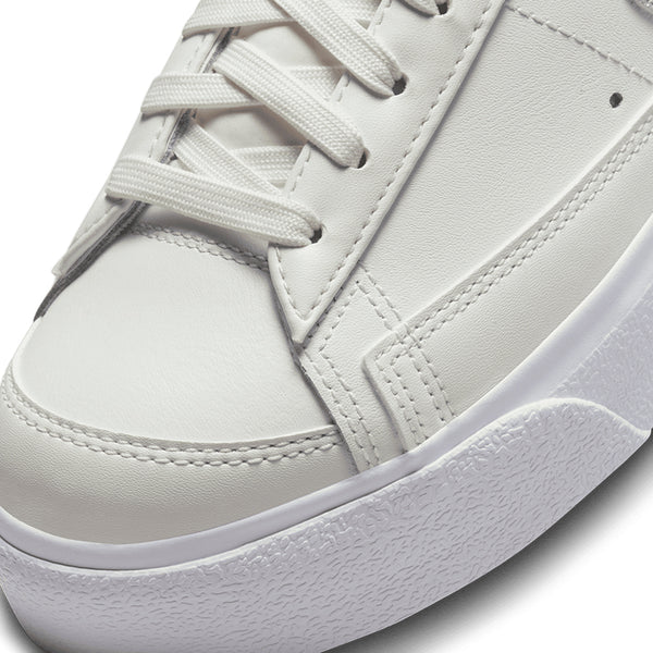 Nike Women's Blazer Low Platform