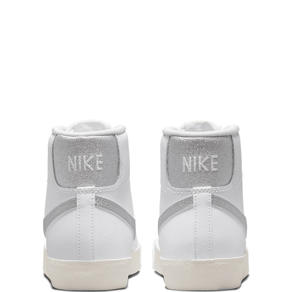 Nike Women's Blazer Mid '77 ESS