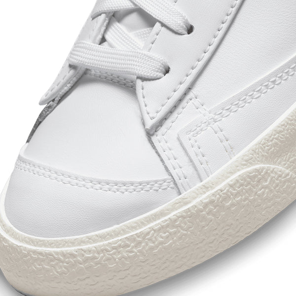 Nike Women's Blazer Mid '77 ESS