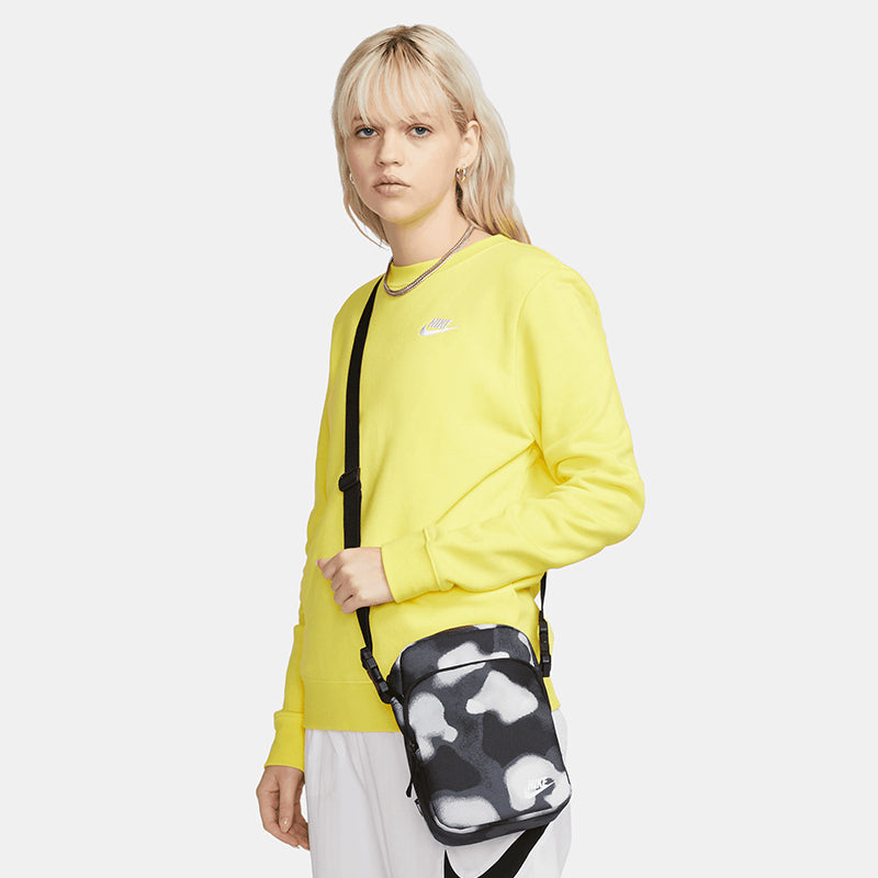 Nike Unisex Heritage Crossbody Bag (4L)