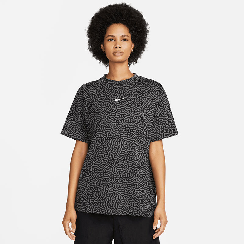 Nike Women's Sportswear T-Shirt