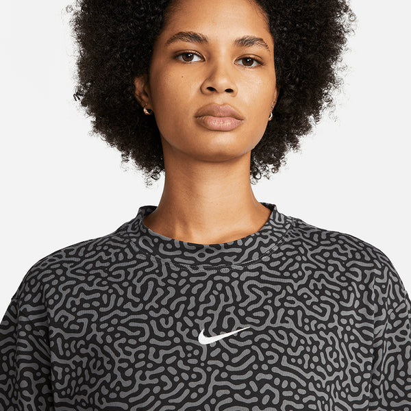 Nike Women's Sportswear T-Shirt