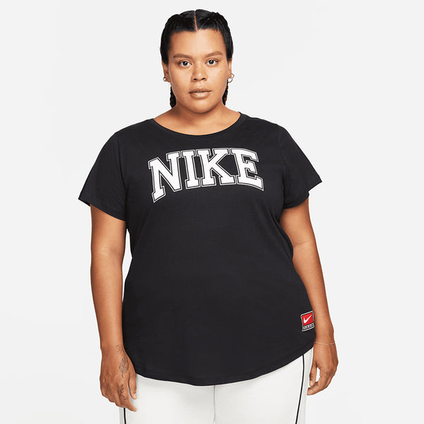 Nike Women's Sportswear T-Shirt (Plus Size)