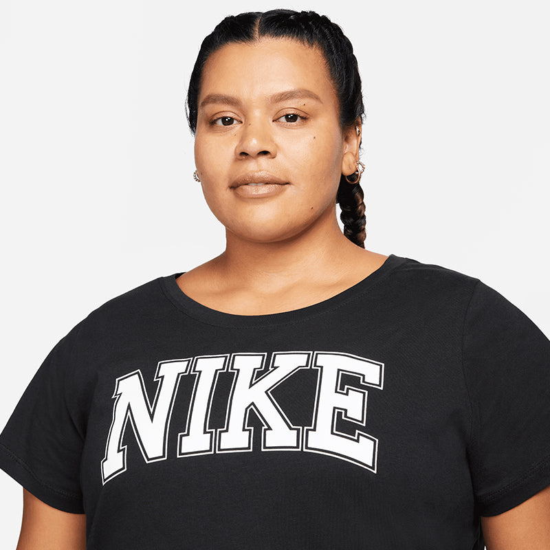Nike Women's Sportswear T-Shirt (Plus Size)